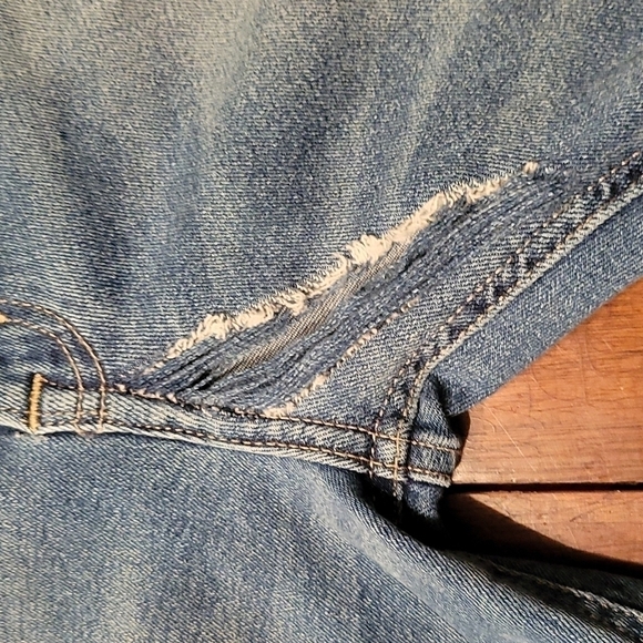 5/$25 LUCKY BRAND Bridgette Skinny Ripped Mid Rise Ankle Hipster Jeans - Picture 9 of 12
